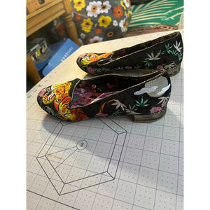 Women's Irregular Choice Flats & Loafers Size 8 Black Orange Tiger